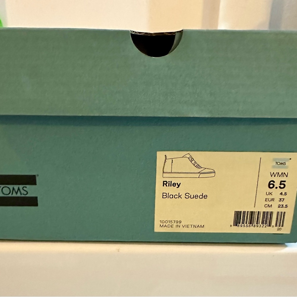 Toms Riley Suede Shoes - Picture 4 of 4